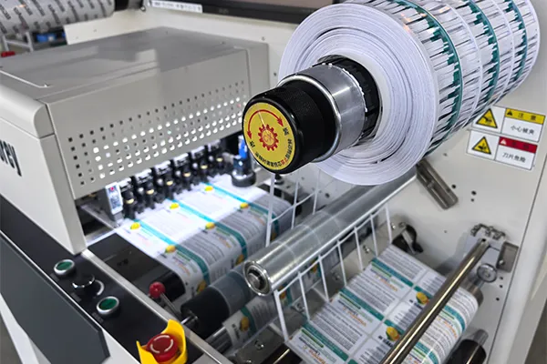 Auracut A6 Digital Label Die-Cutter - Russia